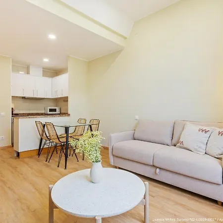 Flateli Pelayo H6 Apartman